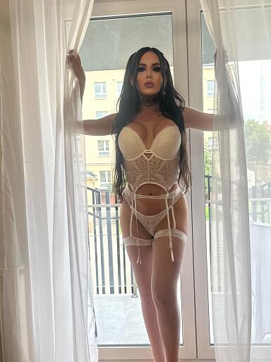 Featured Nav Image 1