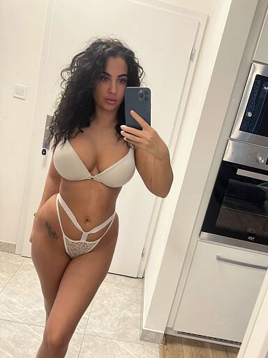 Featured Nav Image 1