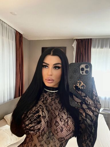 Featured Nav Image 1