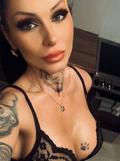 Featured Nav Image 1