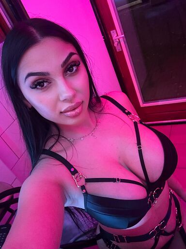 Featured Nav Image 1