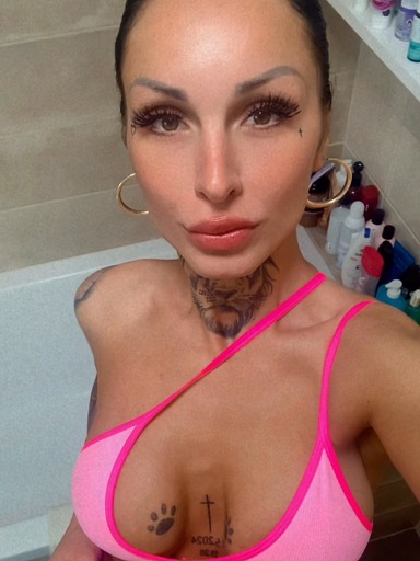 Featured Nav Image 1