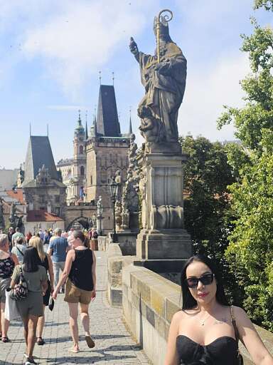 Featured Nav Image 1