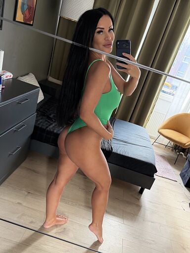 Featured Nav Image 1