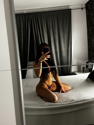 Featured Nav Image 1