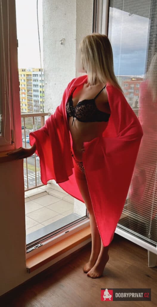 Featured Nav Image 1