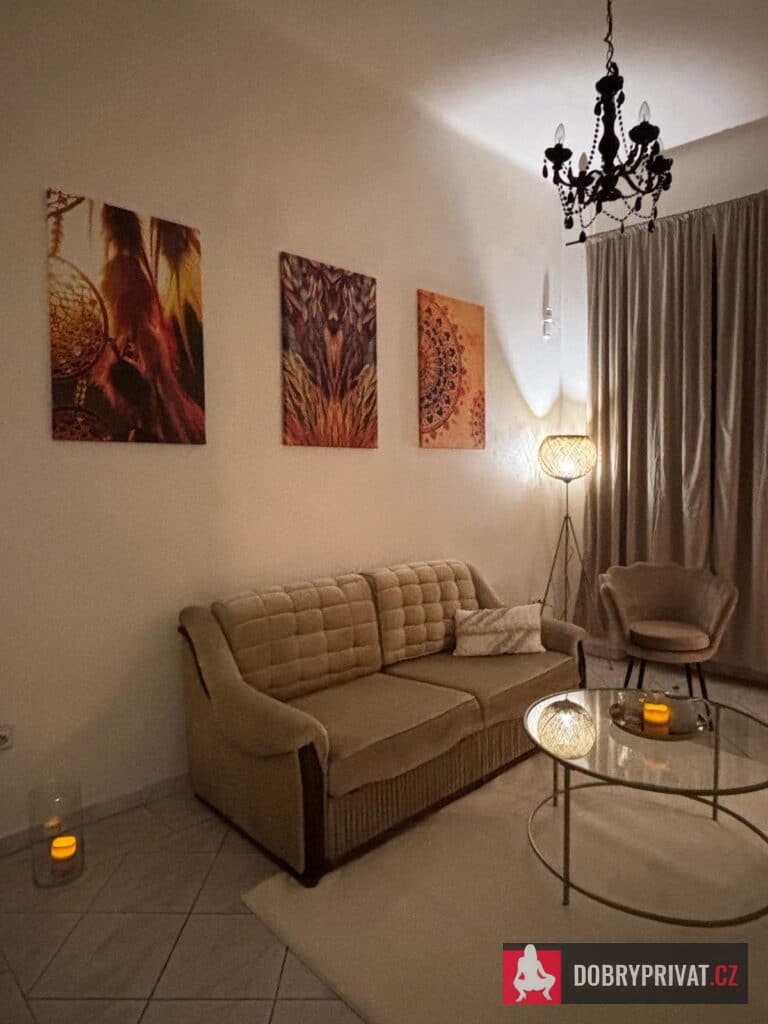 Featured Nav Image 1