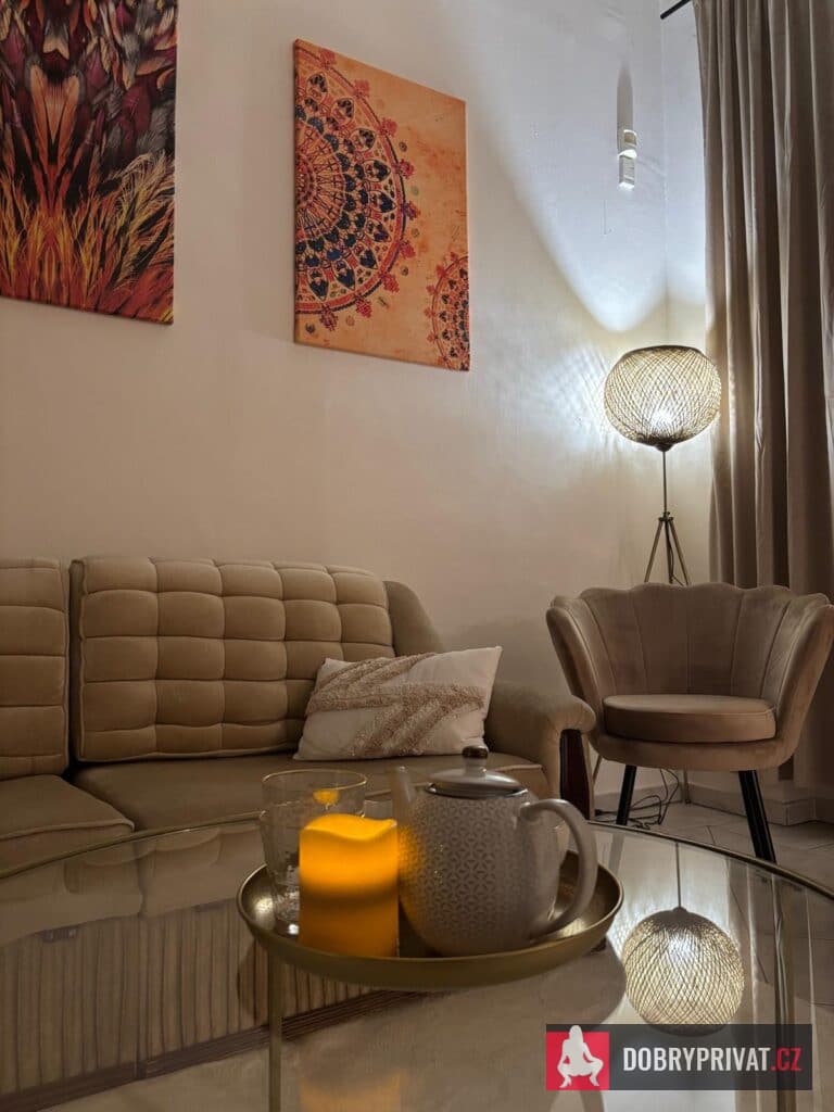 Featured Nav Image 1