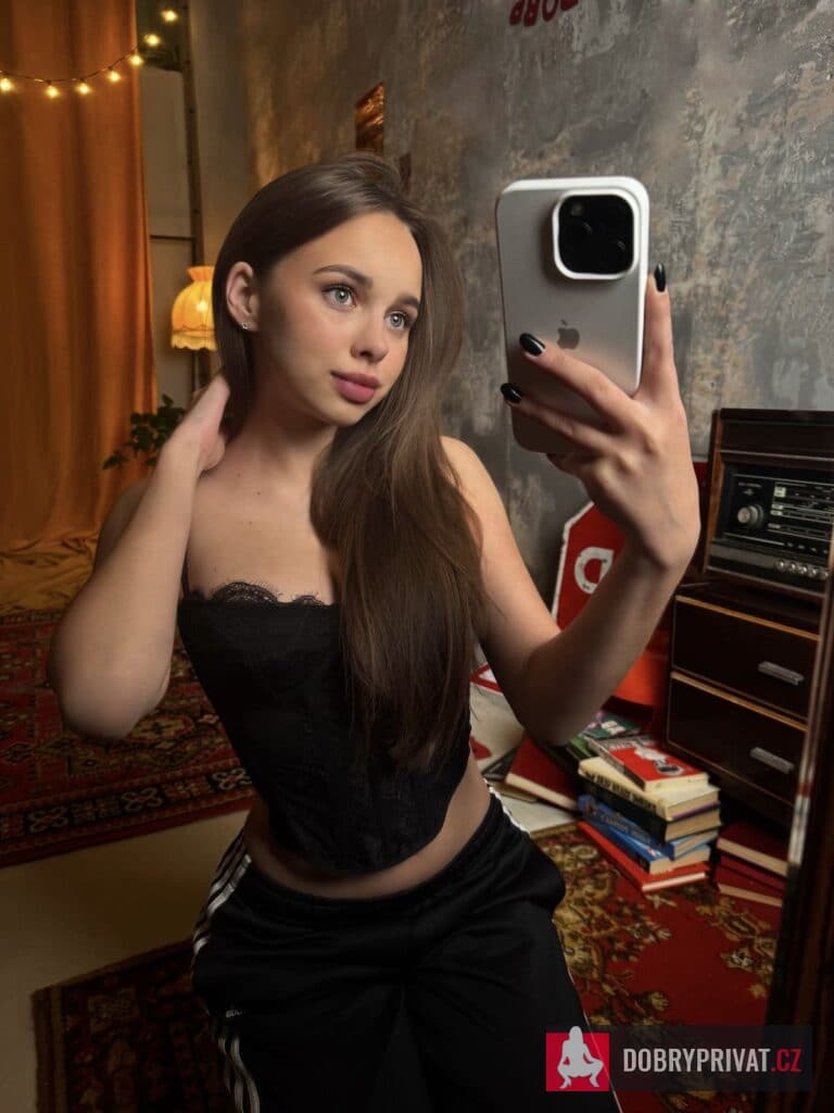 Featured Nav Image 1