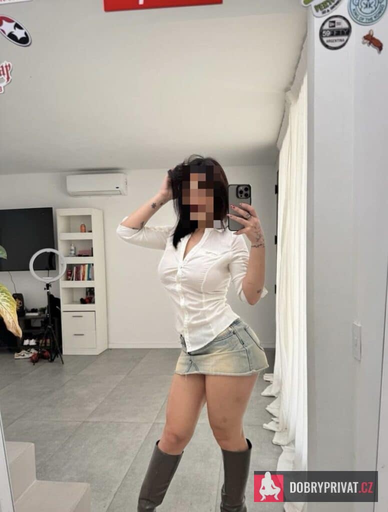 Featured Nav Image 1