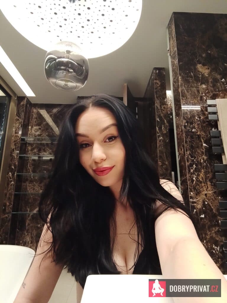 Featured Nav Image 1