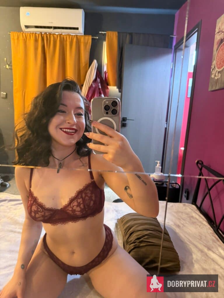 Featured Nav Image 1