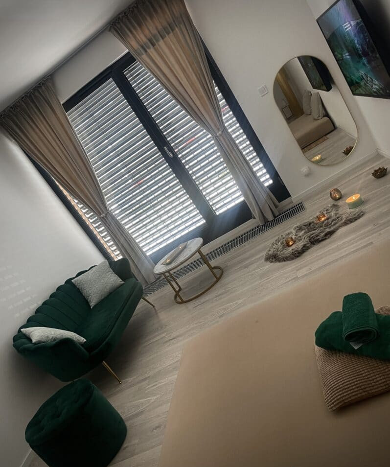 Featured Nav Image 1