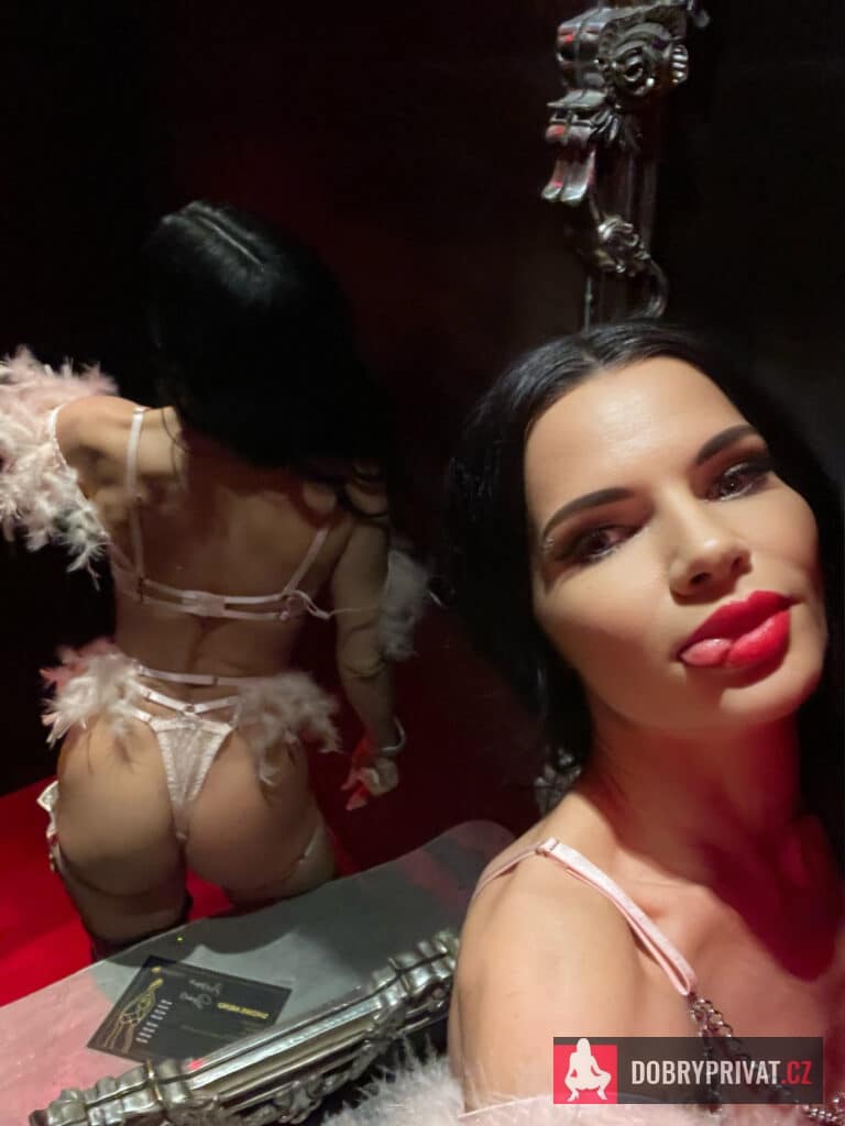 Featured Nav Image 1